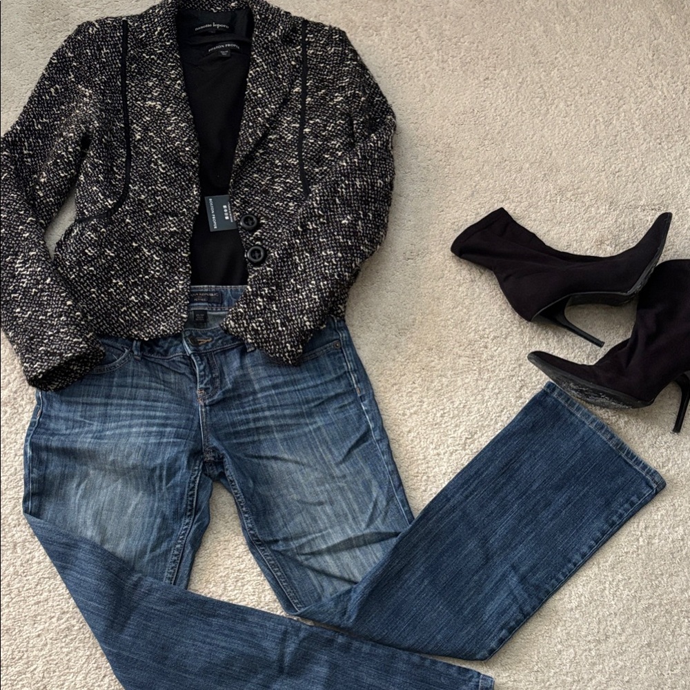 Bundle-3pc Check out this amazing 3 piece small/petite bundle